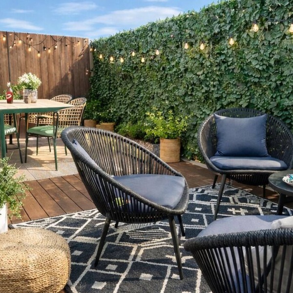 Stylish Two-Level Apartment with Private Rooftop Terrace – Downtown Montreal