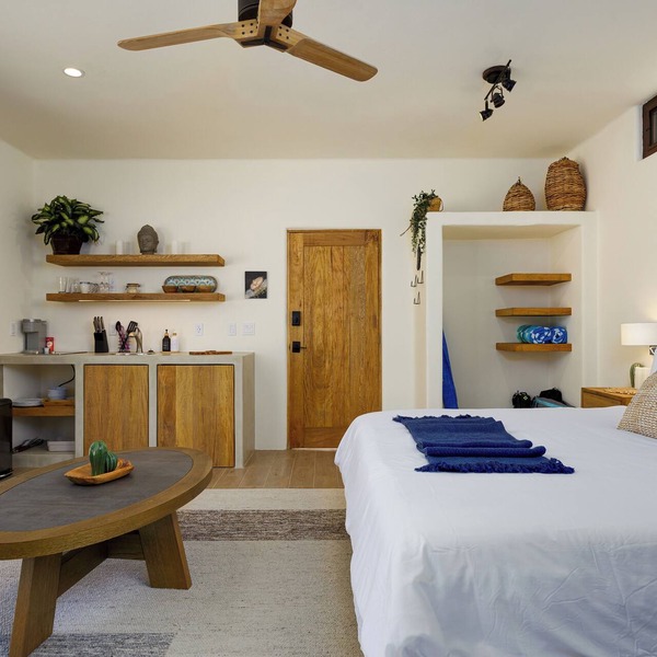 Suite 1: Exquisite Luxury by the Sea