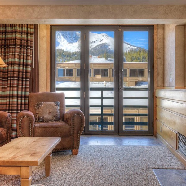 Summit View- Big Sky Shoshone Ski in/Out, Pool, Hot Tub