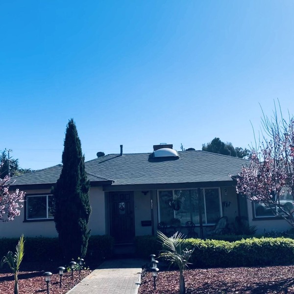 Sunny Bungalow