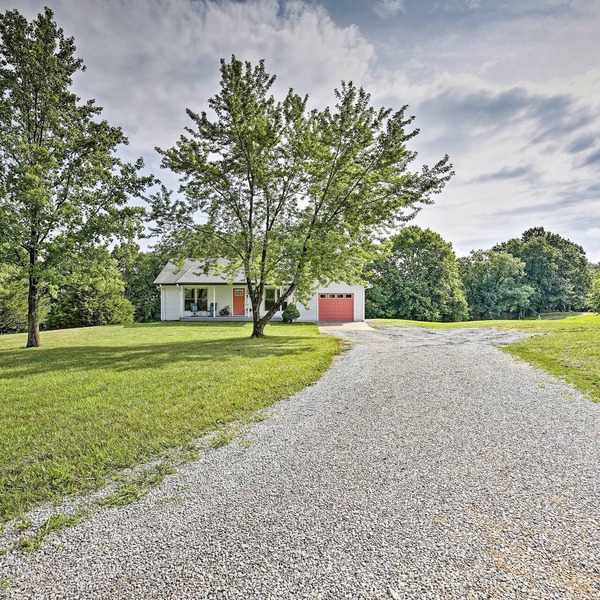 'Sunset Haven' Excelsior Springs Home on 3 Acres!