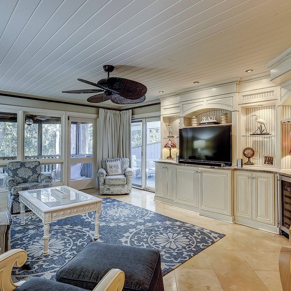 Sunset Rentals | Tennismaster 1205