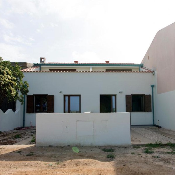 Sunshine Luxury Seafront House - s'arena scoada