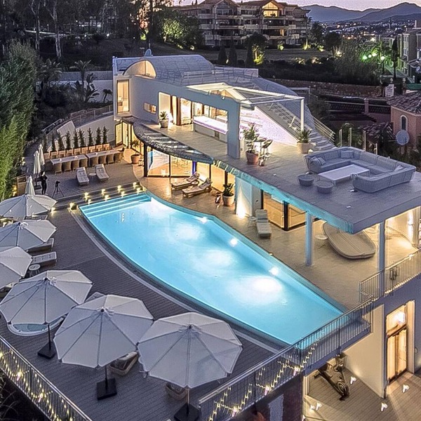 Super modern villa with fantastic views