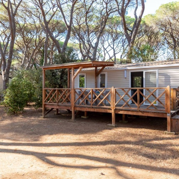 Superior Lodge - Three Bedroom Chalet, Sleeps 6