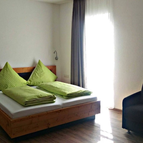 SUPERIOR MULTI-BEDROOMS - Pension Yvonne