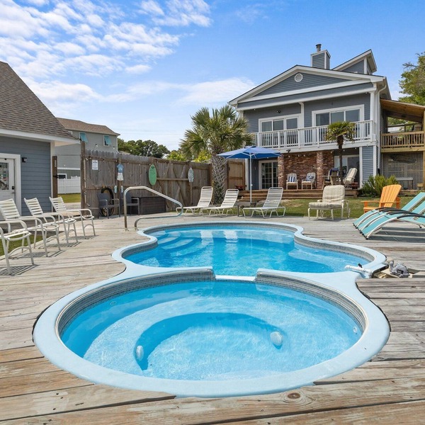 Surf Daze: Waterfront Pool House + Tiny Home