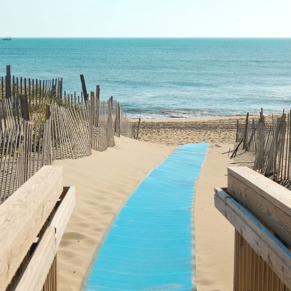 Surf Side Hotel