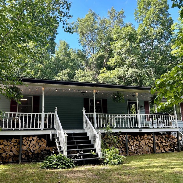 Surrounded by nature, The Lodge, family friendly home for creating memories!