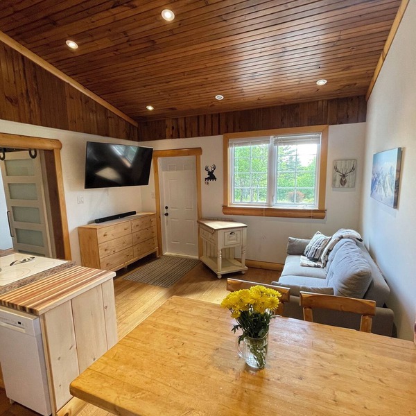 Sutherlands Lake Chalet, the perfect getaway from the everyday!