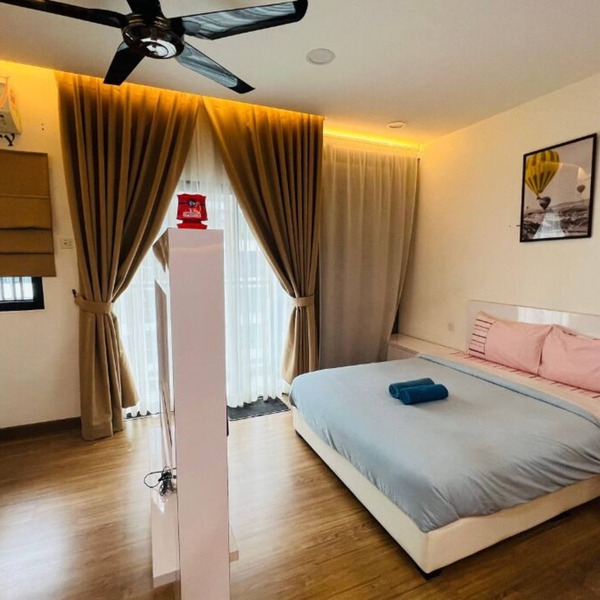 Symphony Tower Studio with sofa bed and Netflix ~ Malaysia