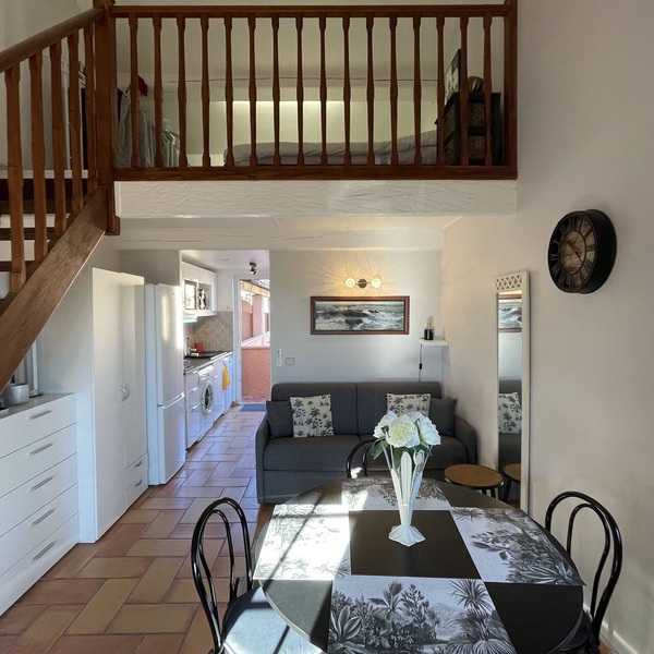 T2 duplex 4*, renovated, facing the beach Nartelle.Clim/wifi fiber