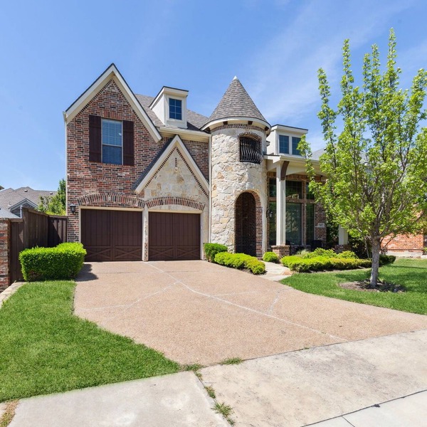 TCH - Spacious 4bd/3.5ba in Plano with Workspace