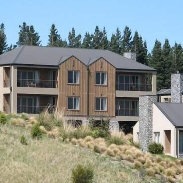 Terrace Downs. Modern 2 Bedroom Villa. Mount Hutt.