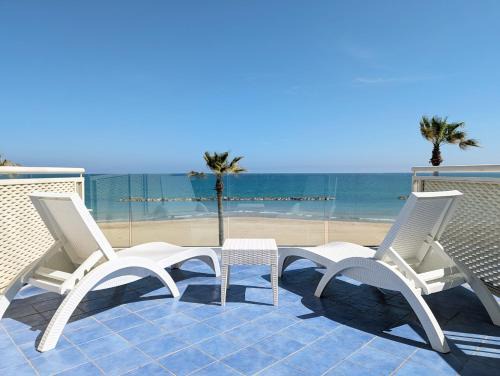 Terrazza Blu Termoli Seafront terrace with sea view