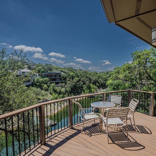 Texas Thistle #9 - Waterside Villa with Spa Amenities
