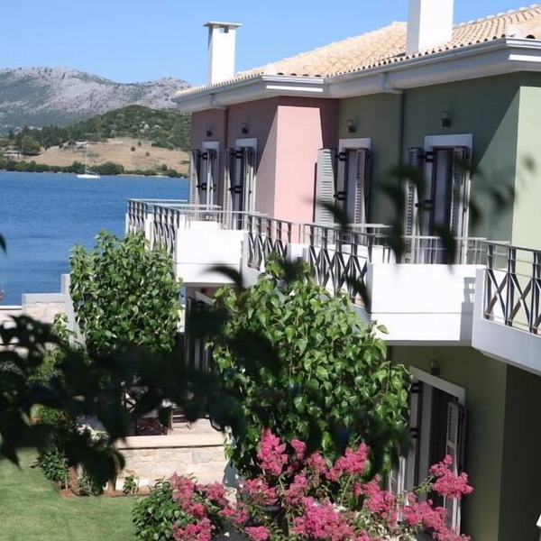 Thalassa Mare Seafront Lefkada Luxury Villas, Steps from the sea, Stunning view