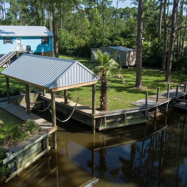The Blue House~Private Waterfront~Boat Slip~Kayaks