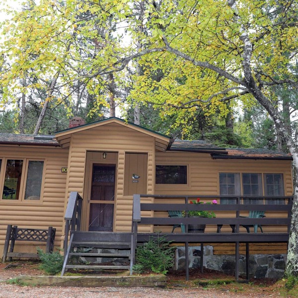 The Bobcat Cabin at Timber Bay