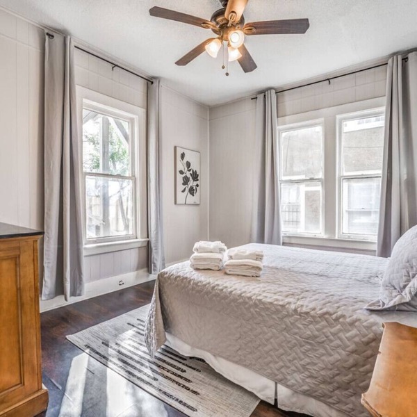 The Clearview Hideaway – Cozy & Clean