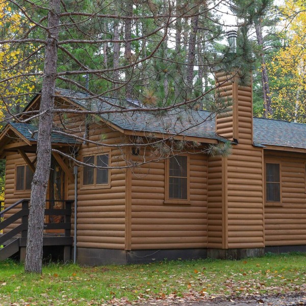 The Cougar Cabin at Timber Bay