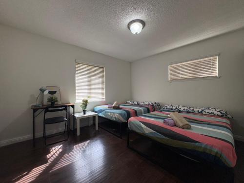 The Disney Hostel - West Fullerton