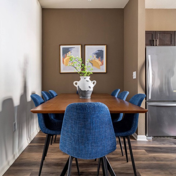 The Domain Escape: Modern 2-bedroom retreat in Austin