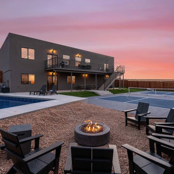 [The Grandview] Pool, Pickleball, Hot Tub, Views