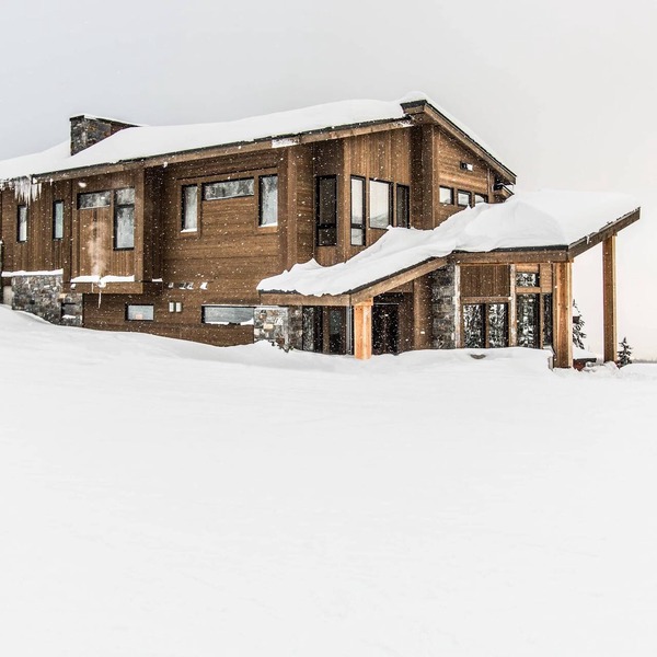 The Hemlock | Slope-Side, Hot Tub & Views