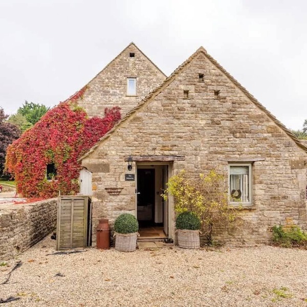 The Hideaway: Authentic Country Living