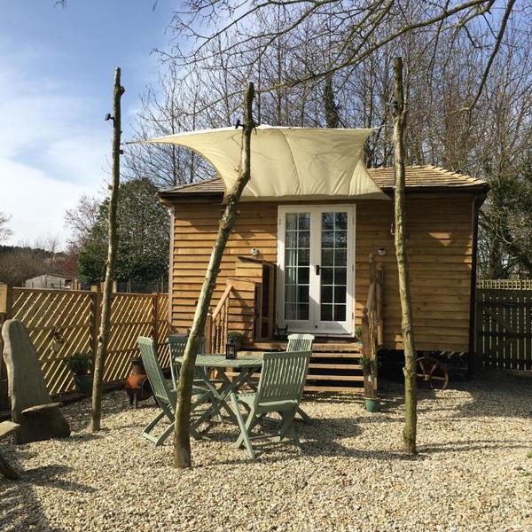 The Hut@Dinnington