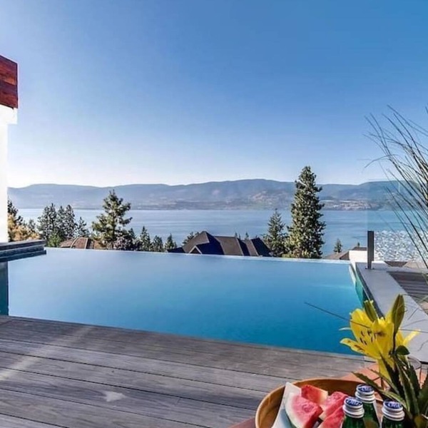 The Infinity Villa | No Service Fees | Theatre