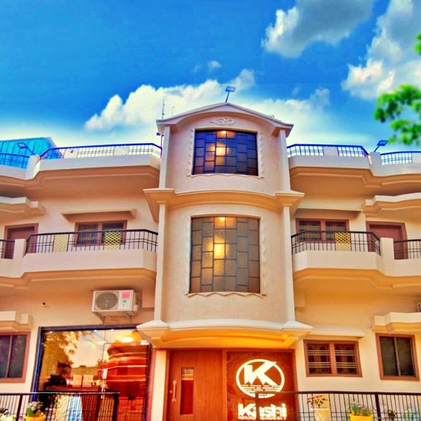 THE KASHI RESIDENCY