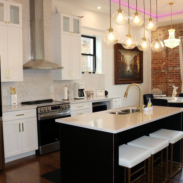 The Luxe High Roller! 2 bed apt in Metropolis near Harrah's Casino! Pet friendly