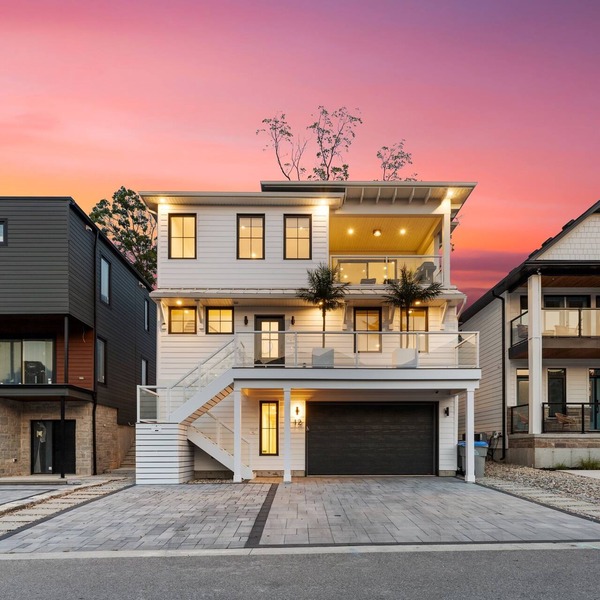 The Palms Beach House! 7 BDRM 5 BA