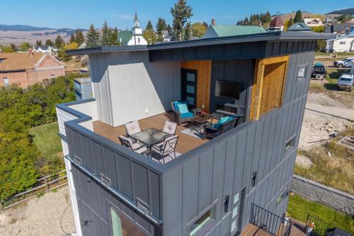 The Perch Rooftop Sky Lounge, Mountain Views