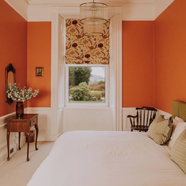 The Pheasant Lodge - Spacious, luxury home with Garden Views & Log fire