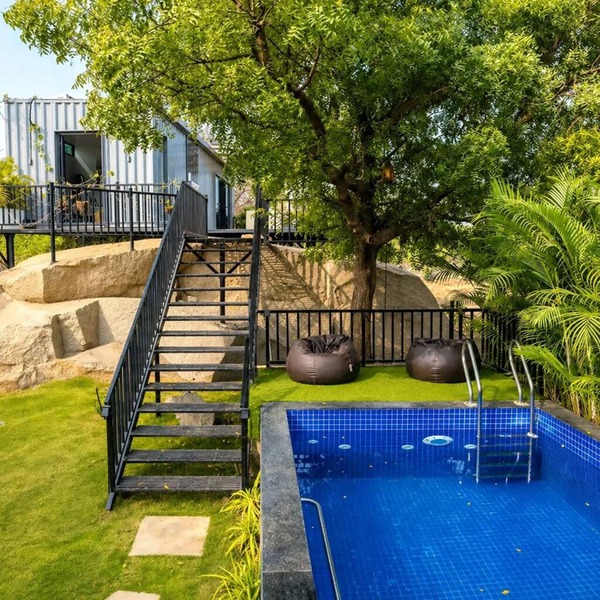 The Porch Farmstay 1BR-Private Pool by Homeyhuts