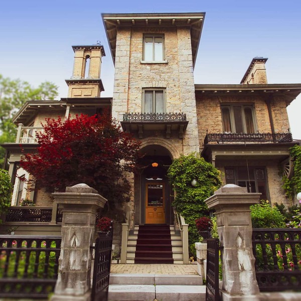 The Rosemount Inn