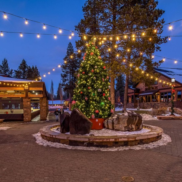 The Settle Inn Riverfront Retreat