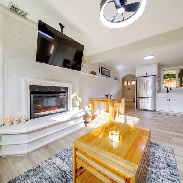 'the Silverlake Hideaway' - Chic Everett ADU