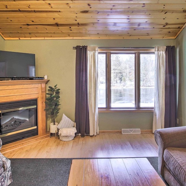 'The Tree House' Condo w/ Private Boat Dock!