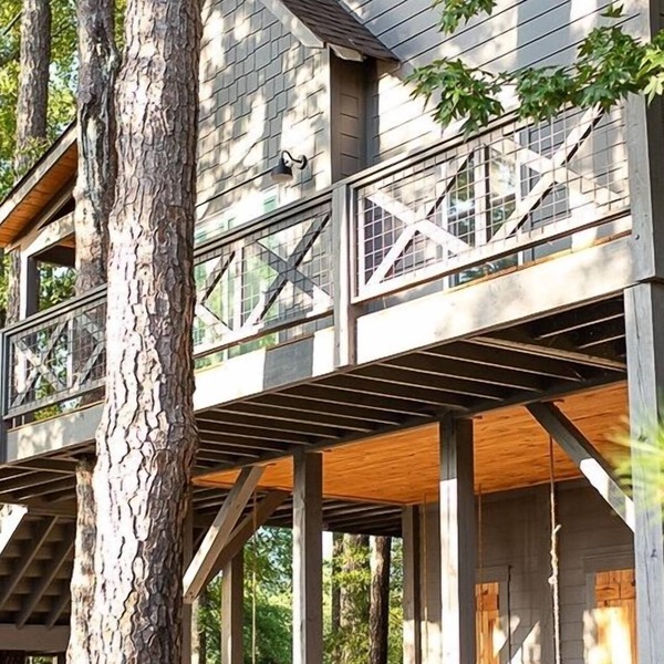 The Treehouse at River Rocks Landing