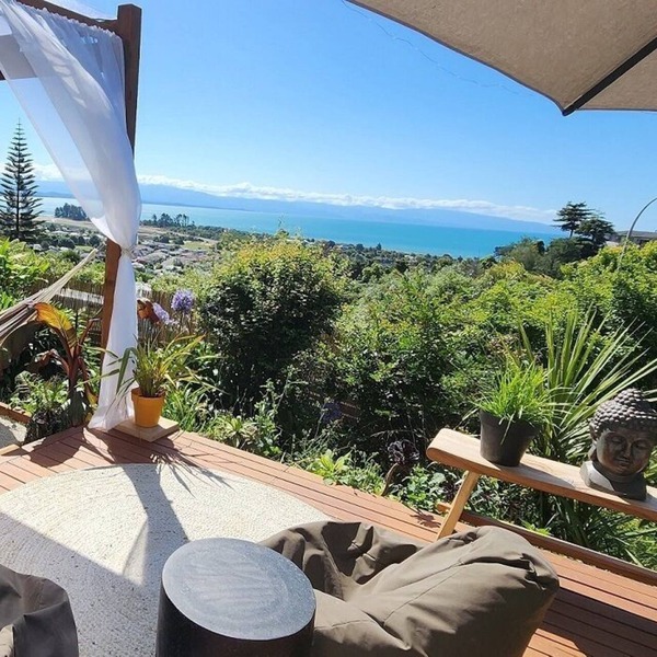 The Upside Down - Perfect Haven for Couples & Solo Escapes in Nelson