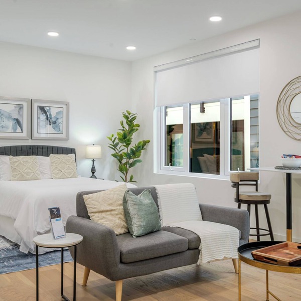 This apartment is a 1 bedroom(s), 1 bathrooms, located in Brighton, MA.