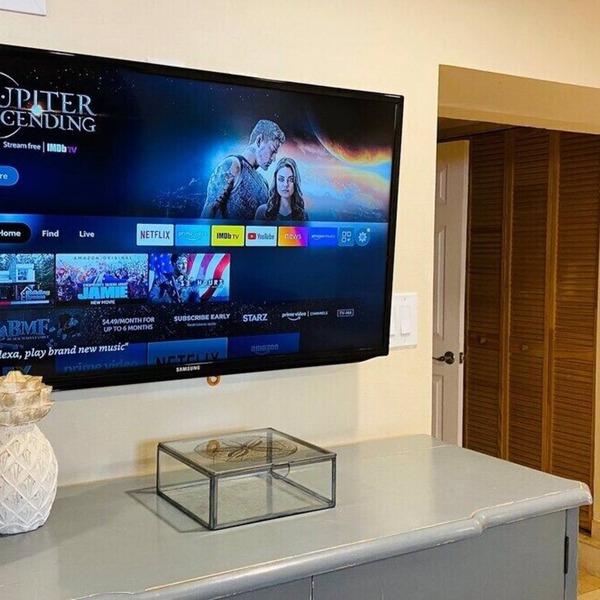 This condominium is a 1 bedroom(s), 1 bathrooms, located in Miami, FL.