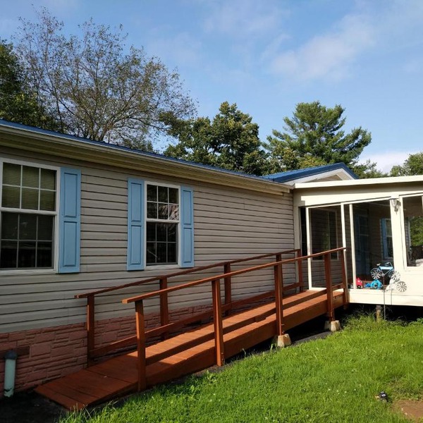 Thomas Holiday Home