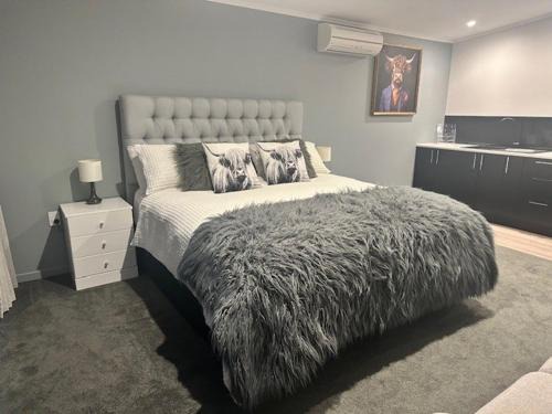 Thornton Hideaway Private Standalone Retreat, Walk to Cambridge Town Centre