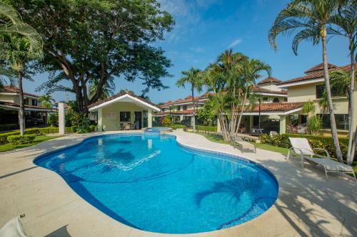Three Bedroom Spacious Townhome
