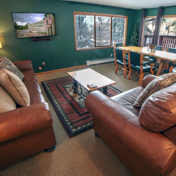 Three Bedroom with Spacious Living room, Dining Room, and Deck